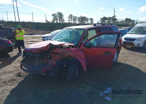 2008 Ford Escape Xlt из США, поврежденный, VIN 1FMCU93128KC67811